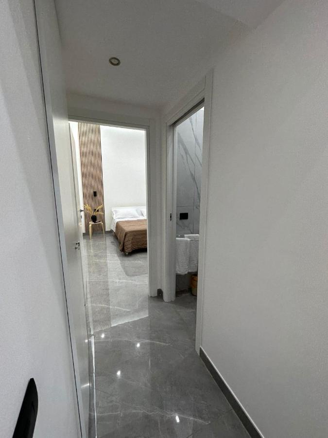 Dg Lovely Appartamento Napoli